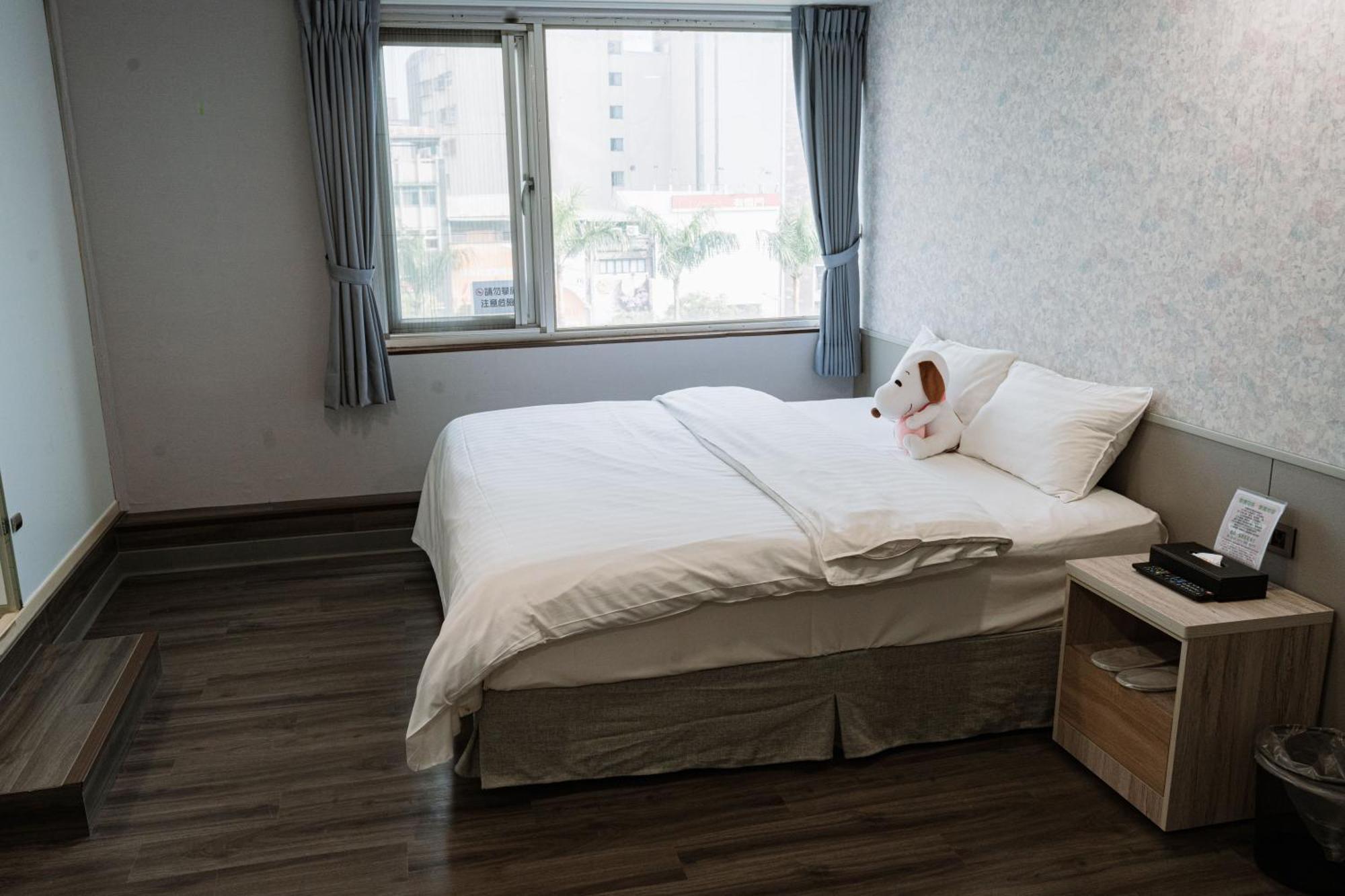 歐法行旅 O Fun Hotel Taipei Dış mekan fotoğraf