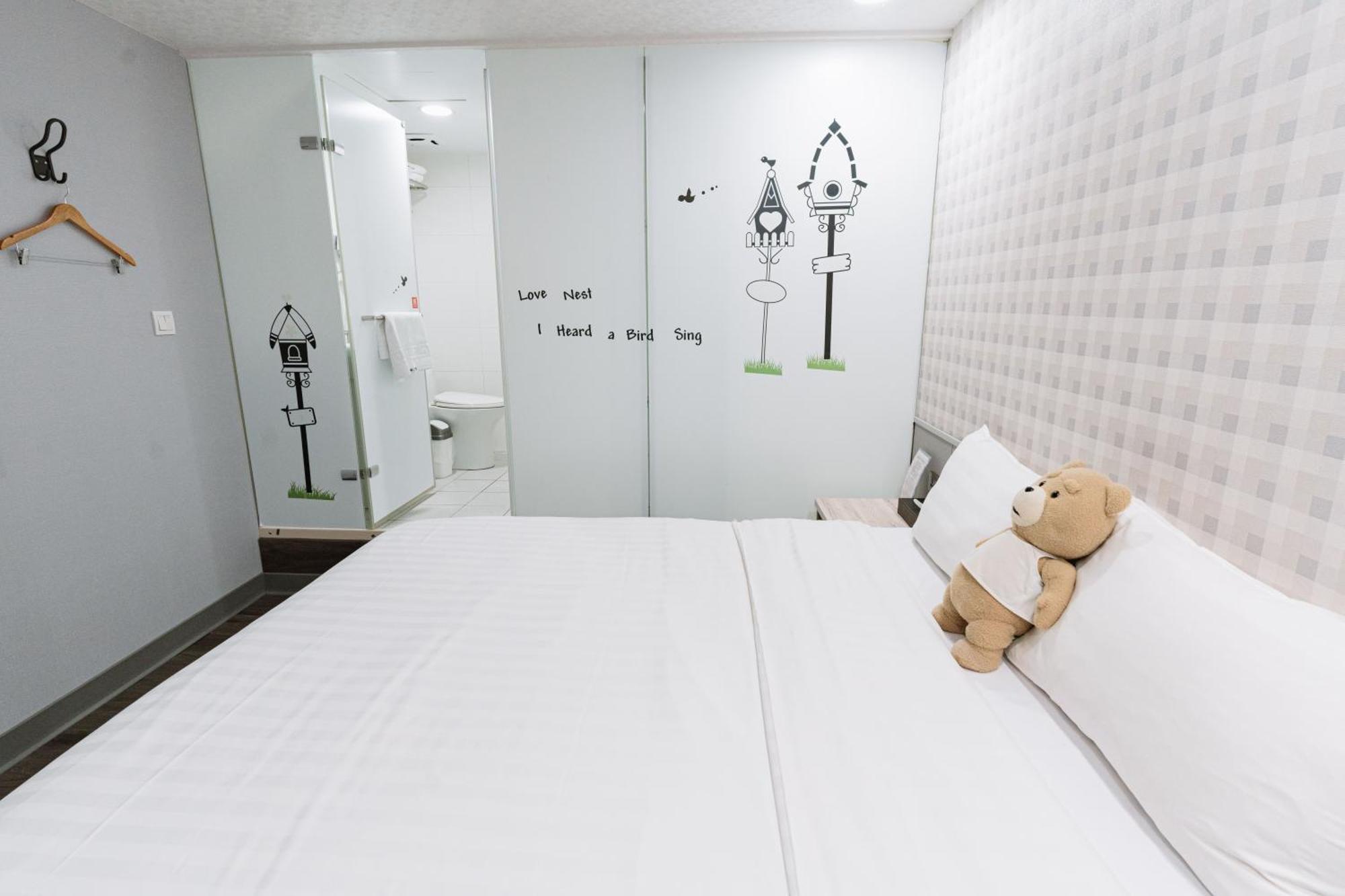 歐法行旅 O Fun Hotel Taipei Dış mekan fotoğraf