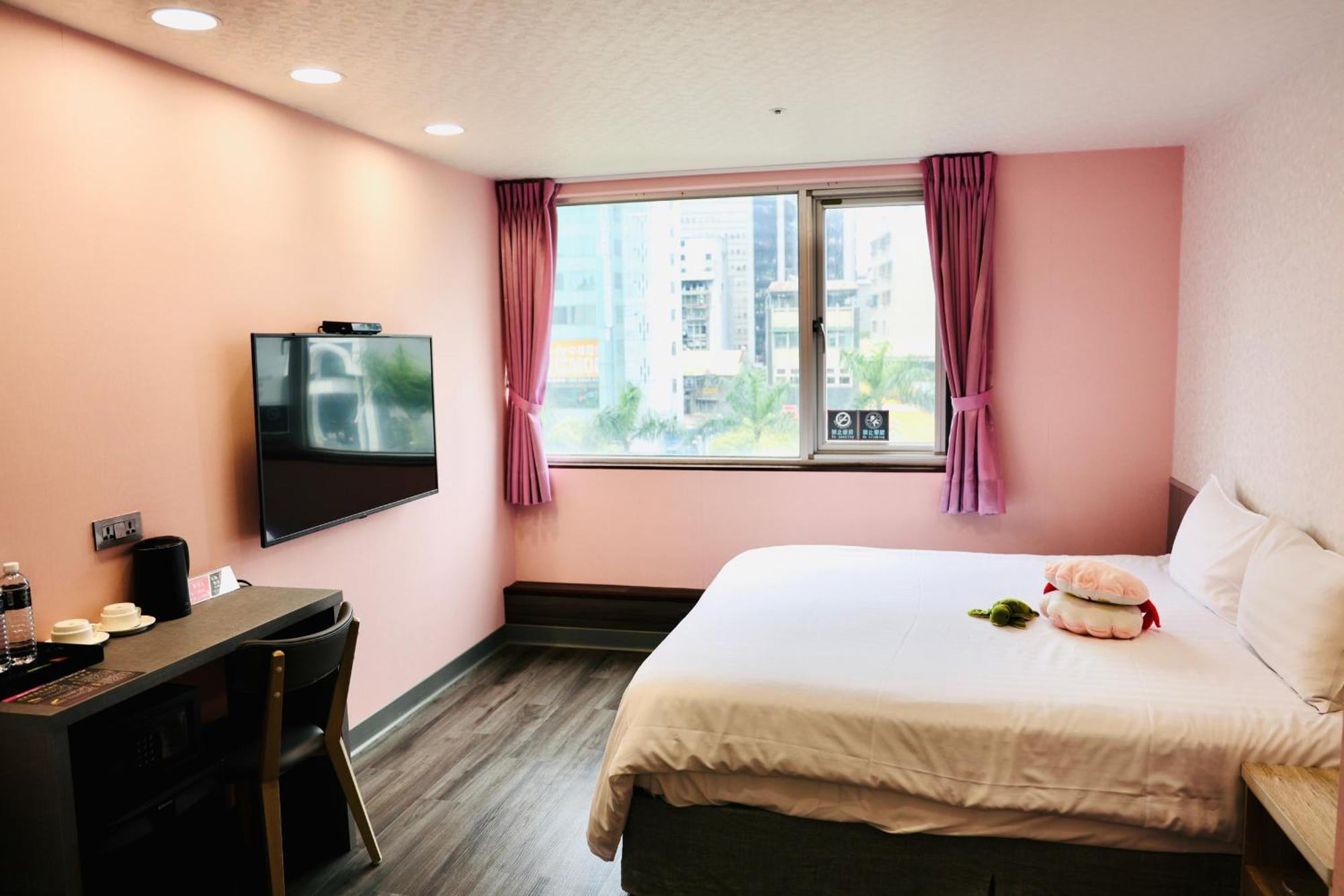 歐法行旅 O Fun Hotel Taipei Dış mekan fotoğraf